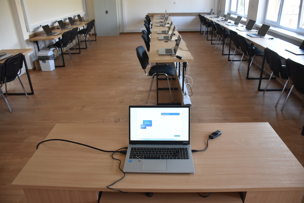 DSC_0474.JPG (256 KB)