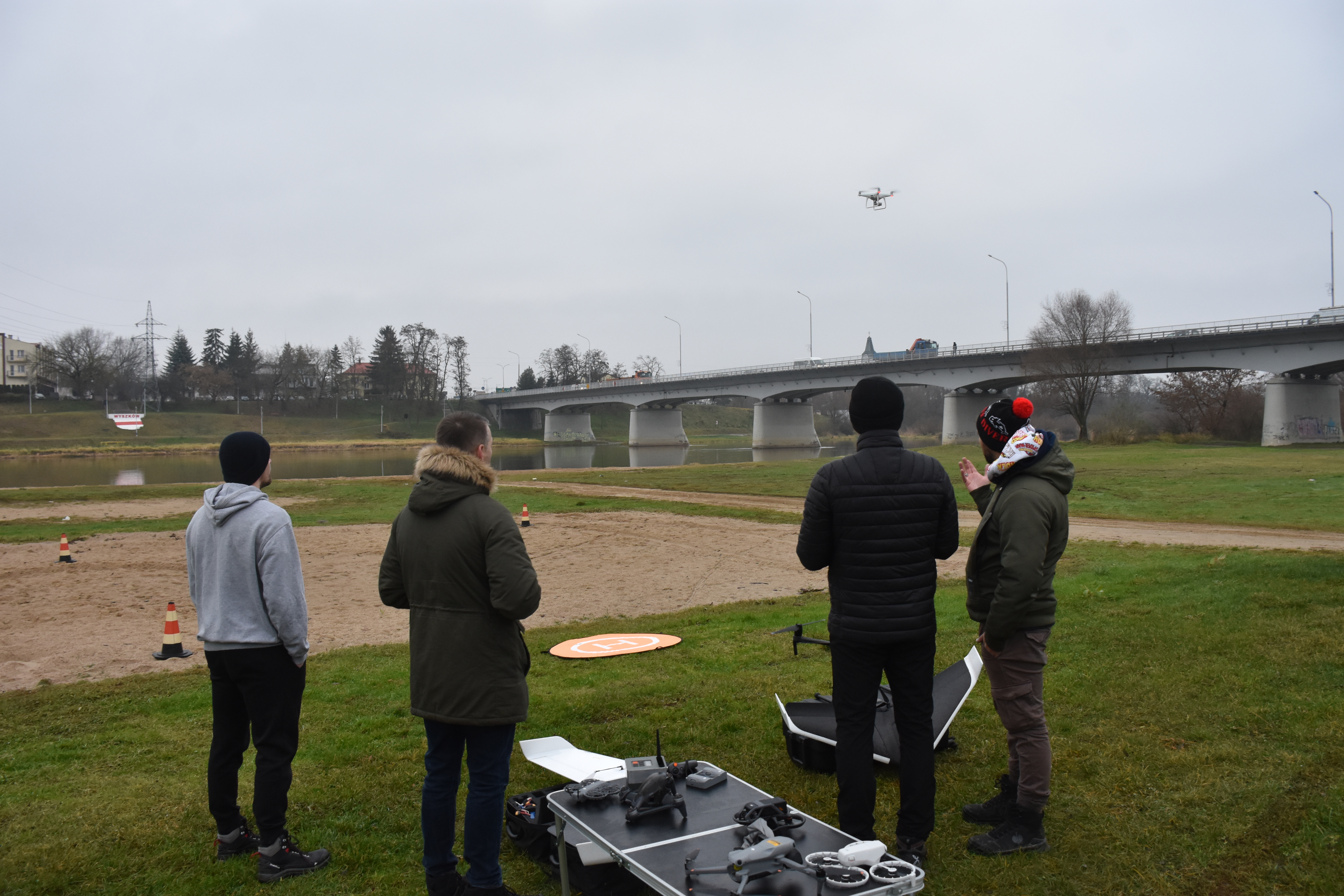 oc (1).JPG (13.90 MB)