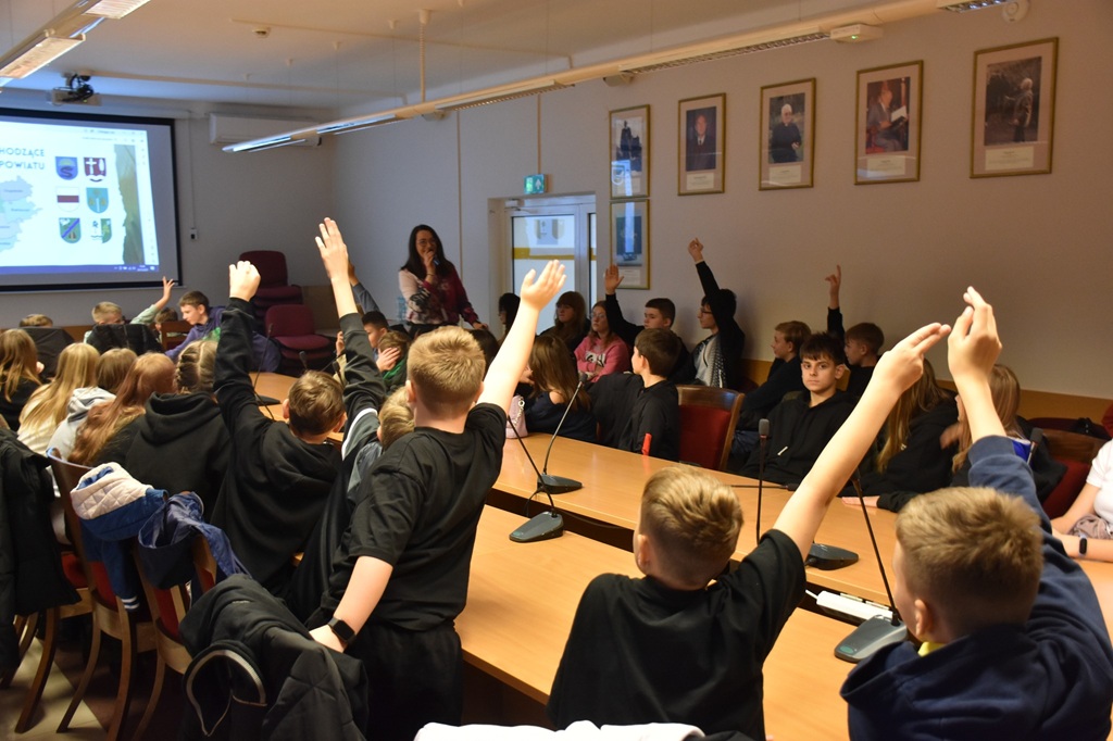 573869701_1250732017092209_4269482193066573958_n.jpg (200 KB)