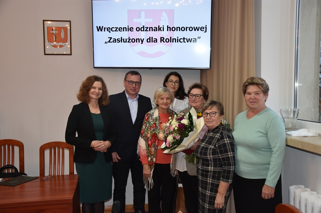 574458351_1249859733846104_6780969460079583193_n.jpg (173 KB)