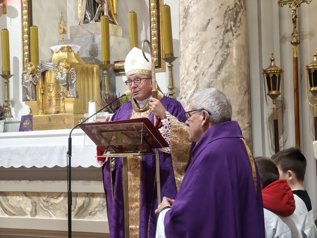 581273488_1263674575797953_1411258593094963624_n.jpg (257 KB)