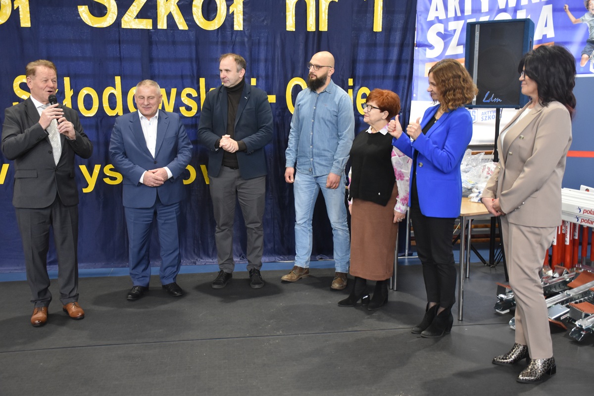 DSC_0144.JPG (324 KB)