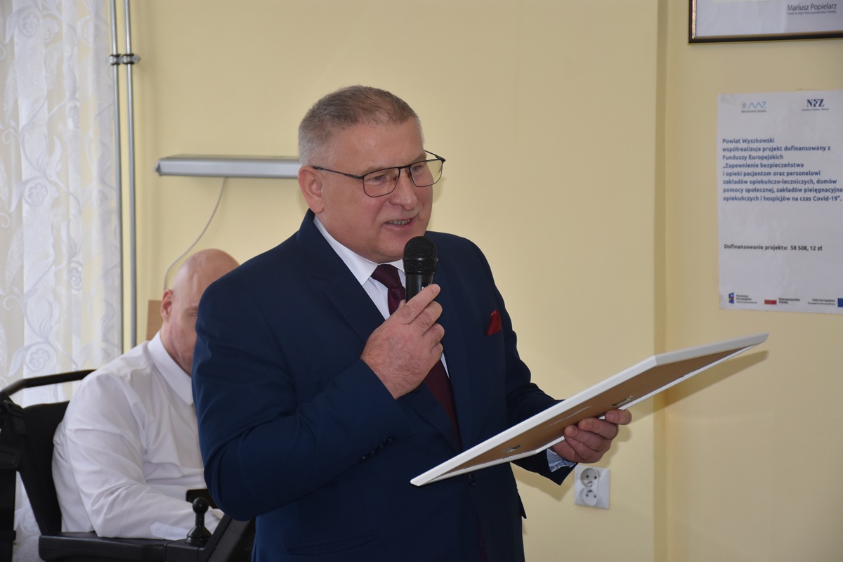 DSC_0351.JPG (189 KB)