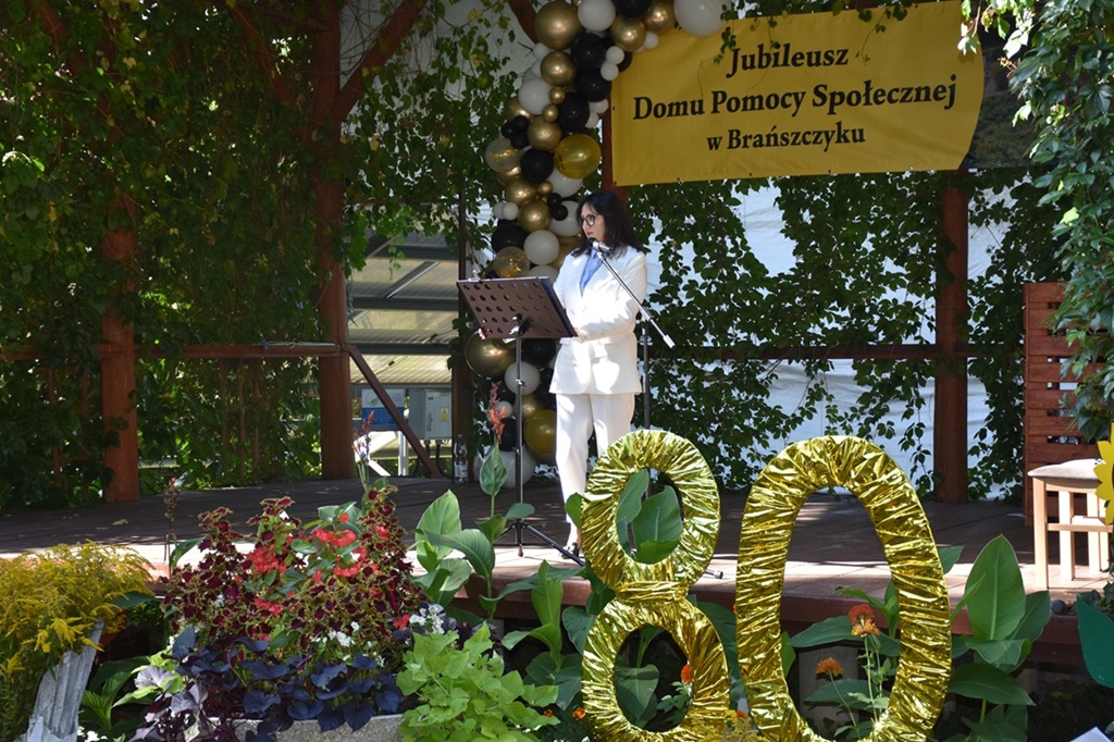 DSC_7611.JPG (378 KB)