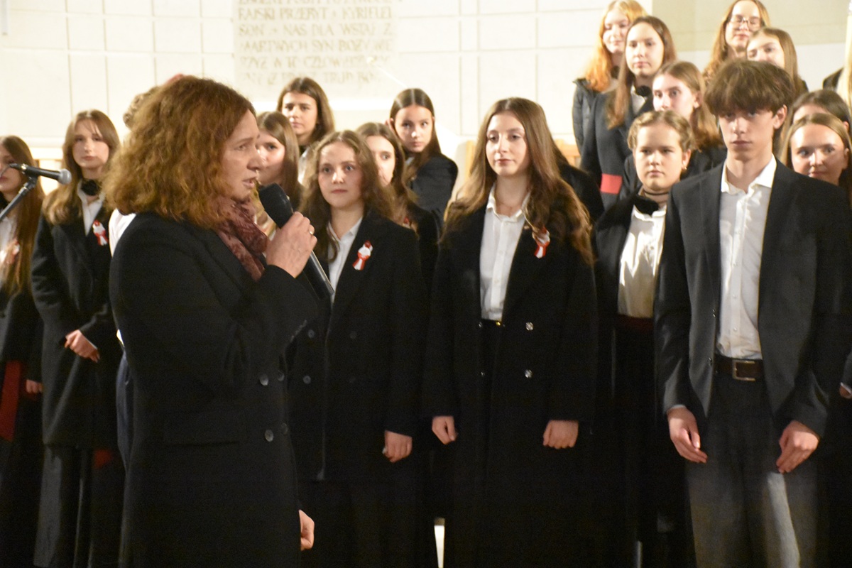 DSC_9894.JPG (282 KB)