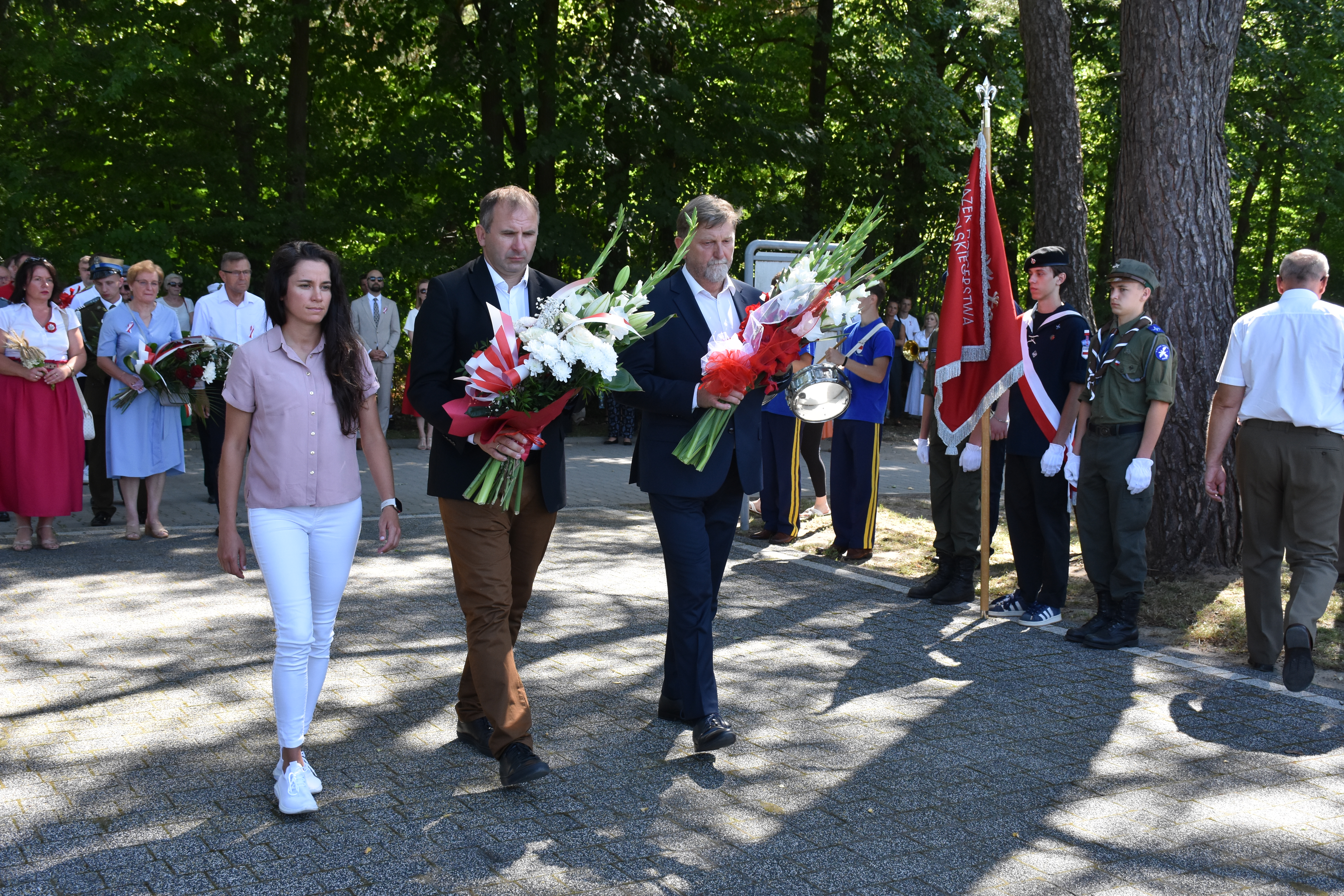 15 (1).jpeg (11.15 MB)