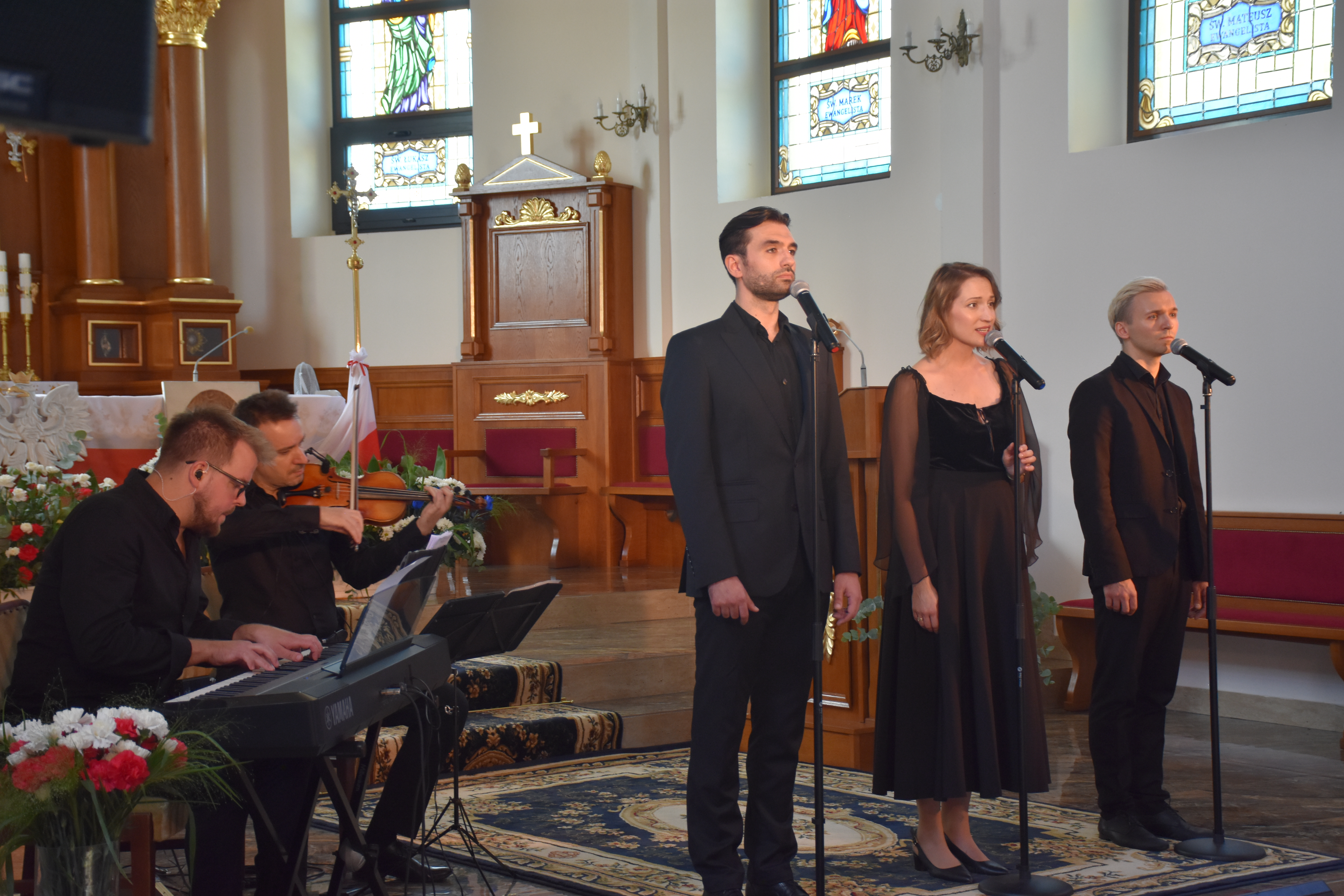 koncert (6).jpeg (13.61 MB)