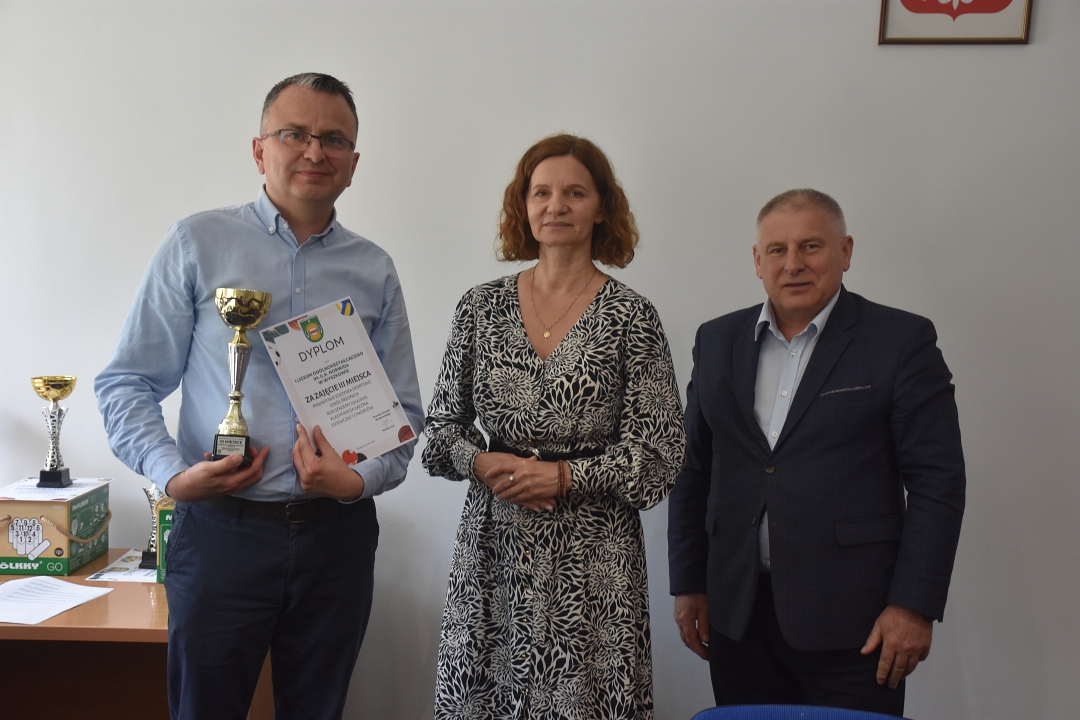 średnie (8).jpg (525 KB)