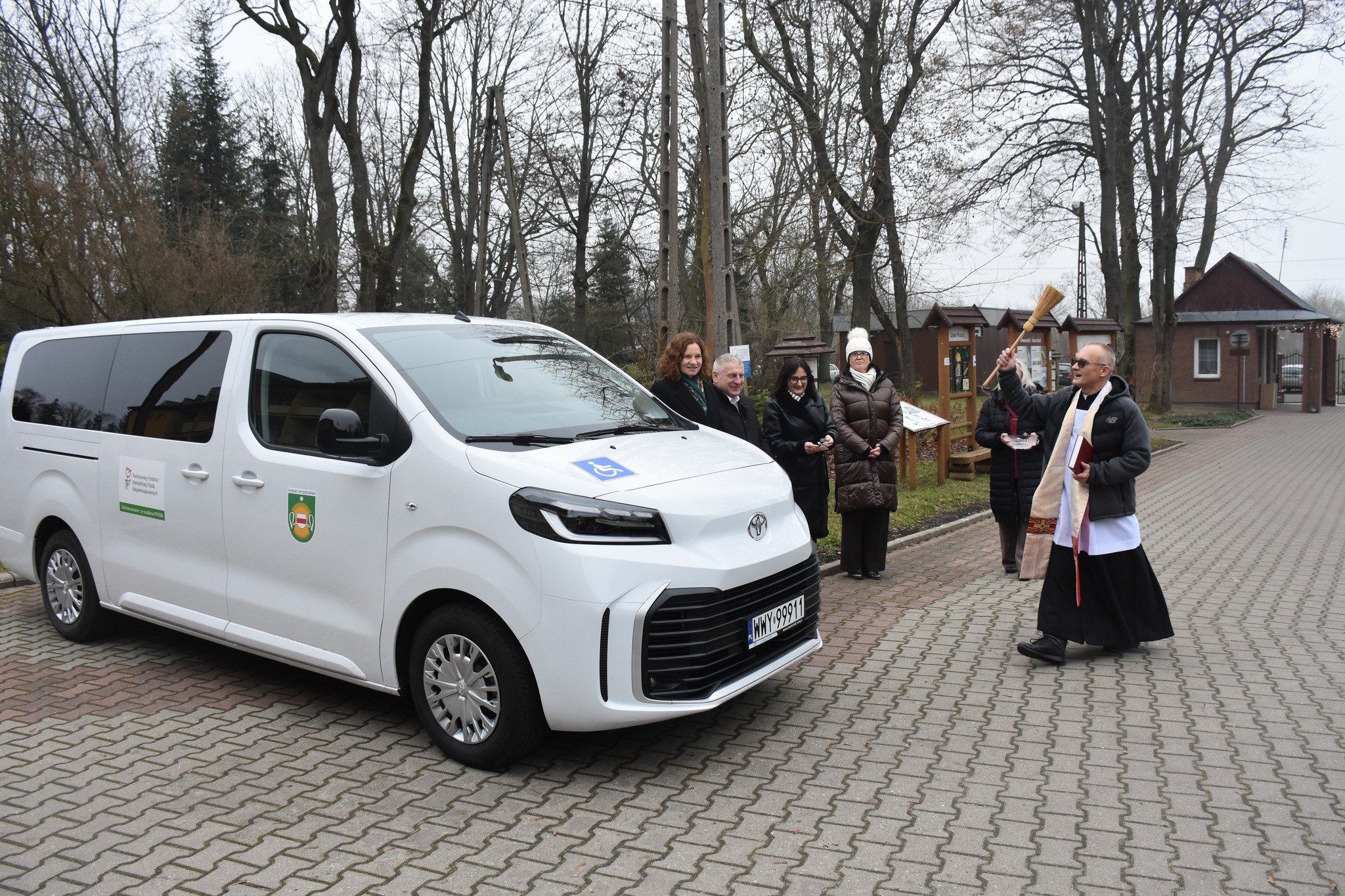 598421164_1291116853053725_5376274398754013800_n.jpg (985 KB)