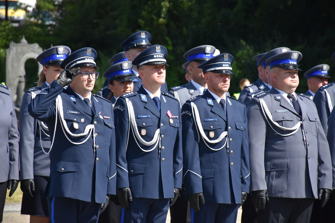 Policja (2).jpg (594 KB)