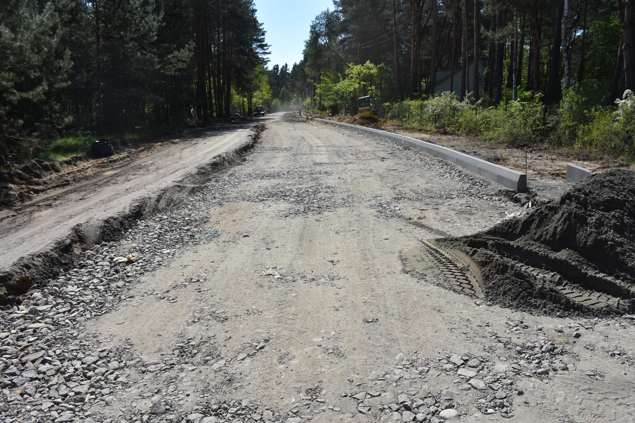 Deskur&oacute;w (3).jpg (1.23 MB)