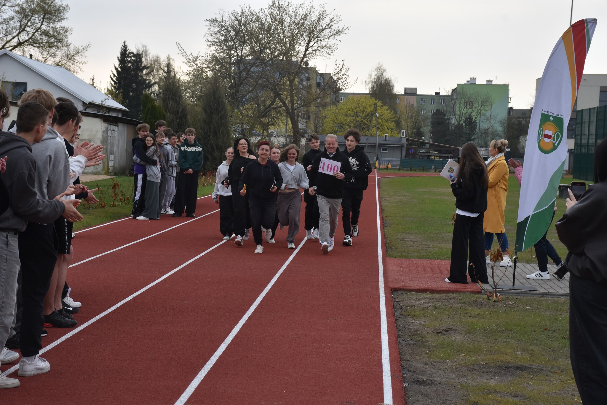 671403718_1387001250131951_4027304939117565672_n.jpg (692 KB)