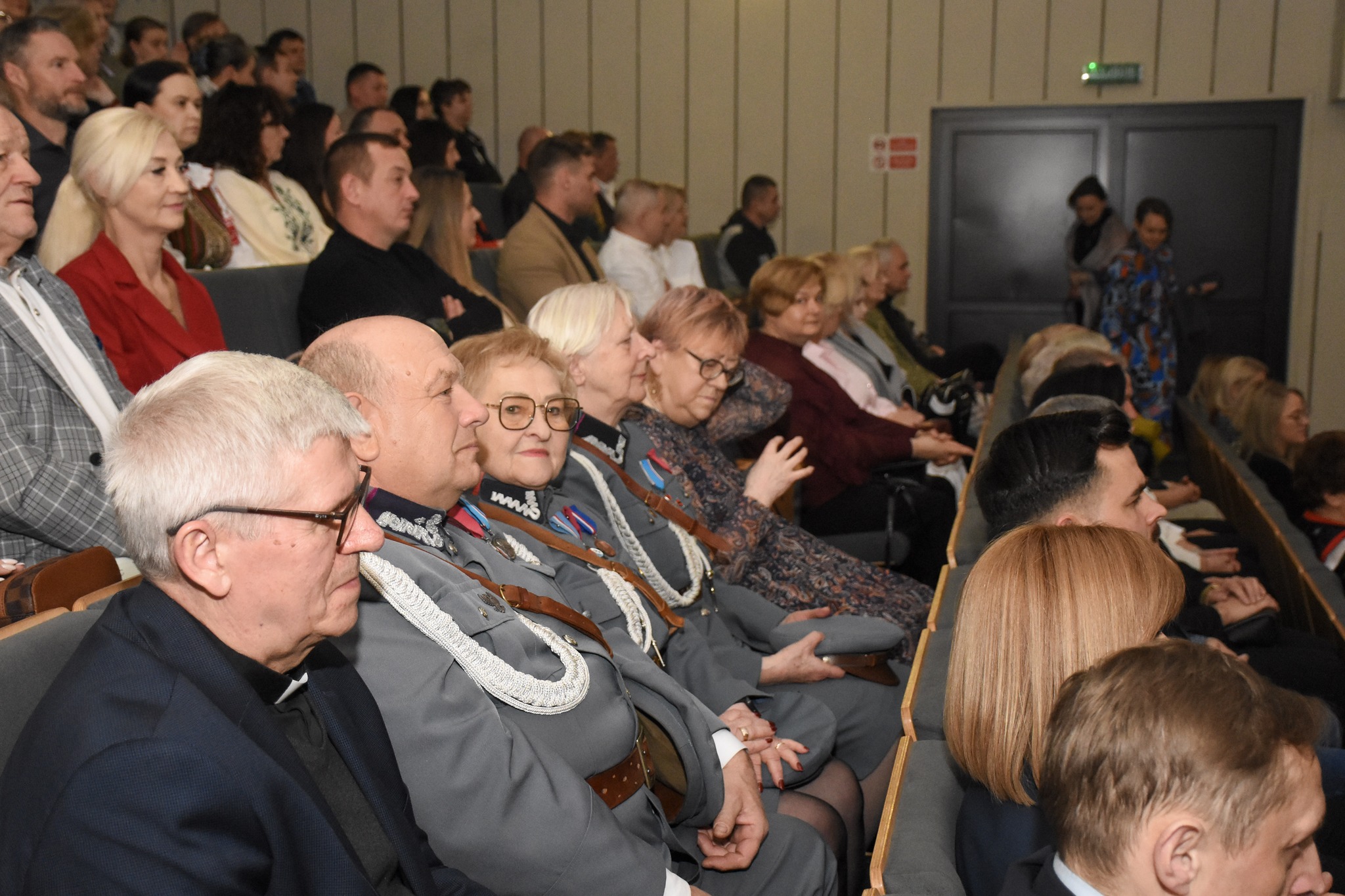 657215537_1368510755314334_5413366120689884848_n.jpg (576 KB)