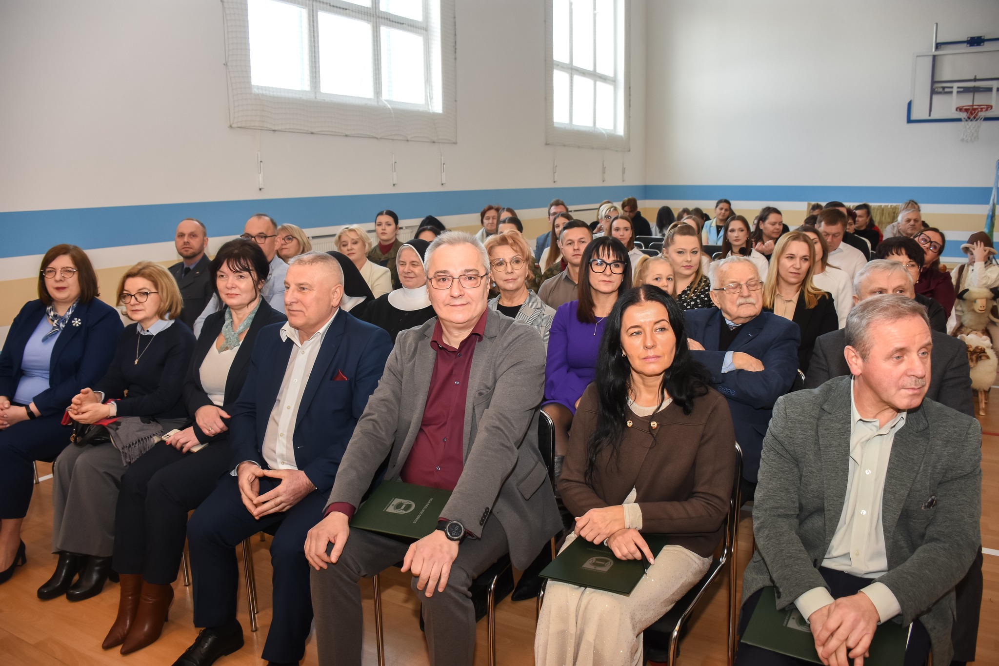 615983557_1312735047558572_6401068419145295770_n.jpg (524 KB)