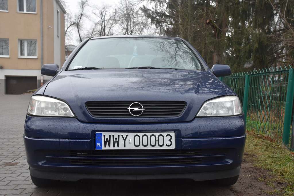 samochod.jpg (222 KB)