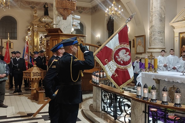 Ikona do artykułu: Oddając hołd strażakom – Powiat Wyszkowski pamięta