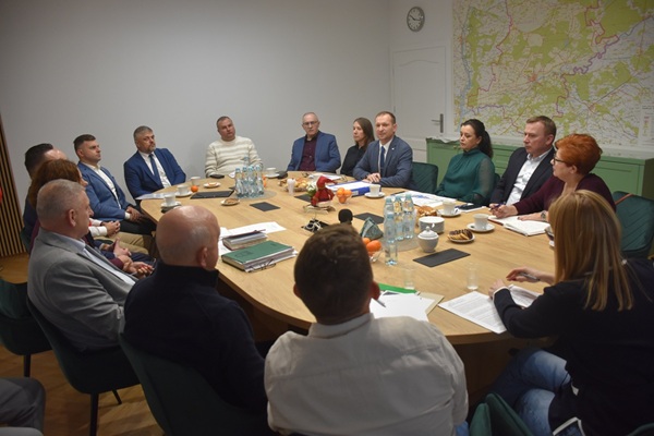 Ikona do artykułu: Spotkanie dotyczące działań przeciwpowodziowych na terenie Powiatu Wyszkowskie